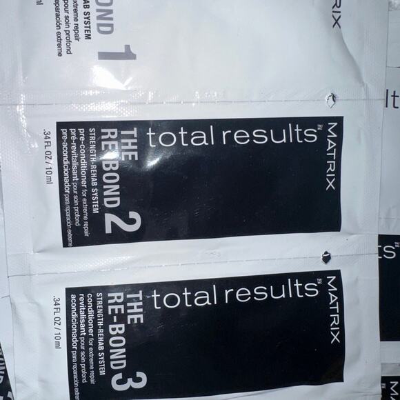 Matrix Total Results The Re-Bond shampoo conditioner travel sample bonds bonder